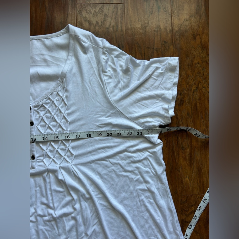 Women’s Blouses in White and Orange Short Sleeve Tops Bundle of Three XXL 2X - Picture 4 of 16